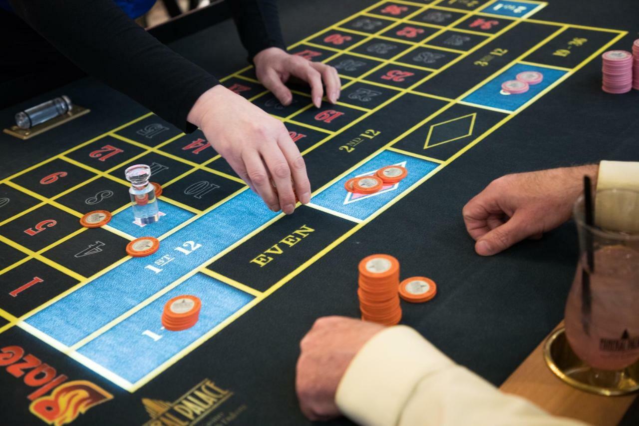 Mineral Palace Hotel & Gaming Дедвуд Экстерьер фото